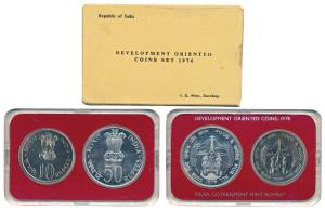 1976 Uncirculated Set, Food and Work for All, set of 2, Rupees 10 and 50. In near immacula