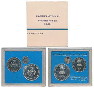 1985 Uncirculated Set, International Youth Year, set of 2, Rupees 10 and 100. In immaculat
