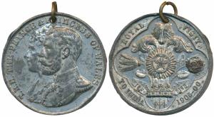 Prince and Princess of Wales Medal, Pewter, obv. conjoined busts of George V and Mary, rev