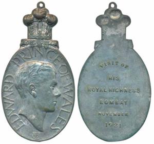 Visit of Edward Prince of Wales to Bombay, Oval shape Silver Gilt Bronze Medal, November 1
