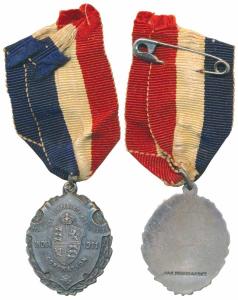 Royal Army Temperance Association, Silver Medal, India 1911, obv. shield in center surmoun