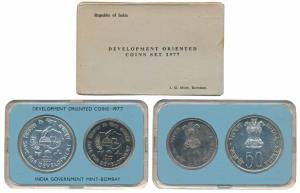 1977 Uncirculated Set, Save for Development, set of 2, Rupees 10 and 50. In immaculate con