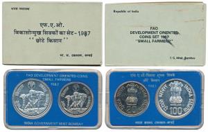1987 Uncirculated Set, Small Farmers, set of 2, Rupees 20 and 100. In immaculate condition