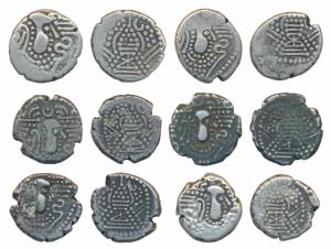 Chalukyas of Gujarat, Billon Drachma or Gadhaya Paisa (6), obv. stylized bust of the king 