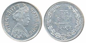 Sayaji Rao III, Silver Rupee, small flan, VS 1952 (KM Y36a). About Uncirculated, Rare.