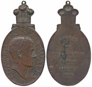Visit of Edward Prince of Wales to Bombay, Gold Gilt Oval shape Bronze Medal, November 192
