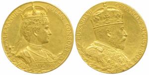Edward VII Coronation, Gold Medal, 17.26g, 9th August 1902, obv. crowned bust of Edward VI