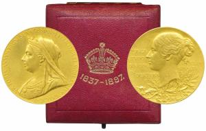 Victoria’s Diamond Jubilee Medal, Gold Medal, 93.9g, 1837-1897, obv. mature bust of the Qu