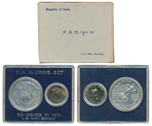 1971 Uncirculated Set, Food For All, set of 2, 20 Paise and Rupees 10. In near immaculate 