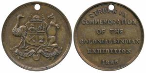 Colonial and Indian Exhibition, Bronze Medal, 1886, obv. coat of arms of Australia. Extrem
