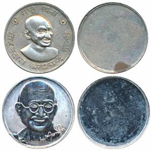 Mahatma Gandhi, Bronze Gilt Medal, 26.19g, obv. bust of Gandhiji in right, with Nagari leg