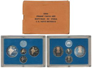 1982 Proof Set, National Integration, set of 4, 50 Paisa to Rupees 100. In near immaculate