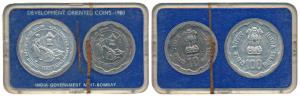 1980 Uncirculated Set, Rural Women’s Advancement, set of 2, Rupees 10 and 100. Without out