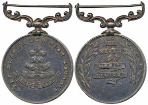 The Bharda New High School, Silver Medal, 33.78g, obv. logo of the school with motto Ever 