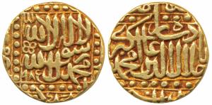 Akbar, Gold Mohur, 10.85g, Patna Mint, AH 985, Kalima on obv, mint name at bottom on rev. 