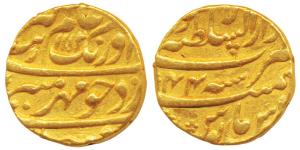 Aurangzeb, Gold Mohur, 10.94g, Lahore Mint, AH 1112/44 (KM 315.31). Very Fine+, Very Rare.