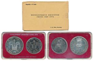 1976 Uncirculated Set, Food and Work for All, set of 2, Rupees 10 and 50. In immaculate co