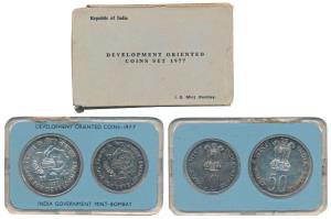 1977 Uncirculated Set, Save for Development, set of 2, Rupees 10 and 50. In near immaculat