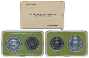 1979 Uncirculated Set, Happy Child Nation’s Pride, set of 2, Rupees 10 and 50. In near imm