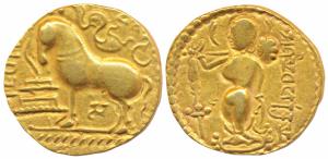 Guptas, Samudragupta (335-380 AD), ‘Ashvamedha’ type, Gold Dinar, 7.59g, obv. Sacrificial 