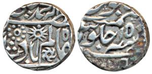 Chattarpur Mint, Silver Rupee, 11.16g, in name of Shah Alam II, Chakra with sun flag on ob