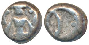 Silver 2 or Double Fanam, 1.57g, third issue, obv. large figure of Vishnu standing, rev. i