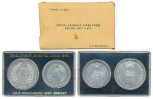 1973 Uncirculated Set, Grow More Food, set of 2, Rupees 10 and 20. In near immaculate cond