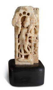 The style of this fragment is closely related to the black stone chauri bearer in this sal