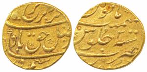 Farrukhsiyar, Gold Mohur, 11.03g, Surat Mint, RY 3 (KM 390.32). Very Fine+.