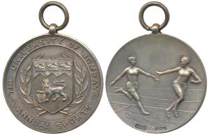 University of Bombay, Silver Medal, 26.8g, obv. arms of the University, Annual Sports insc