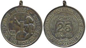Pfizer, Copper Medal, obv. Pfizer 25 Years Of Service To The Nation, 1950-1975, rev. Pfize