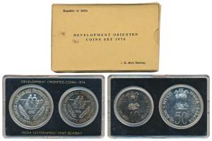 1974 Uncirculated Set, Planned Families Food For All, set of 2, Rupees 10 and 50. In near 