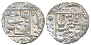 Aurangzeb, Silver Rupee, 11.50g, mint name off flan but stylization that of Junagadh Mint,