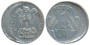 Cupro-Nickel 1 Rupee, 1976, Error, 10% off centre on both sides. About Extremely Fine.
