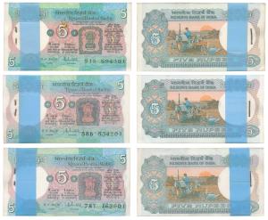 Rupees 5 bundle, signed R. N. Malhotra, inset F, G and no inset (J&R 6.3.9.7C). Uncirculat