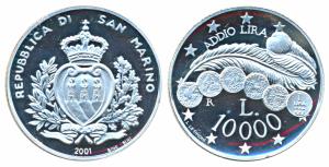 San Marino, Silver 10000 Lire, 22g, 2001, Last Lire Coinage, obv. Crowned arms of San Mari