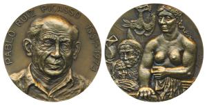 Pablo Picasso, Bronze, 260g, 80 mm, 1973, obv. self portrait of Picasso, with date of birt