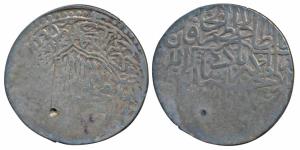 Akbar, Silver Shahrukhi, 4.92g, Lahore Mint but worn out, obv. legend within double border