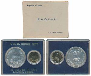 1971 Uncirculated Set, Food For All, set of 2, 20 Paise and Rupees 10. In near immaculate 