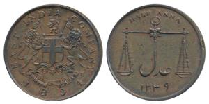Copper ½ Anna, 12.71g, 1834, obv. coat of arms of the EIC and date below, rev. scales and 