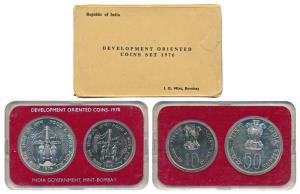1976 Uncirculated Set, Food and Work for All, set of 2, Rupees 10 and 50. Within original 