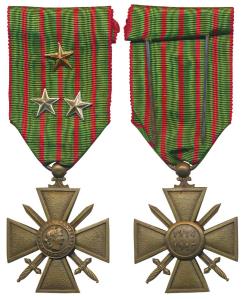 Croix De Guerre, Bronze cross with swords. World War I period. obv. liberty in centre with