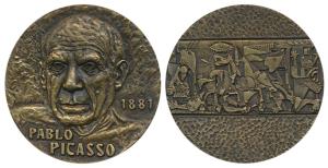 Pablo Picasso, Bronze, 220g, obv. Picasso with date 1881, rev. his famous painting Guernic