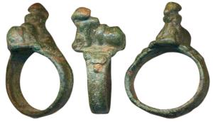 Copper Ring, 6.97g, depicting recumbent seated bull. A religious Shaivaite object of art o