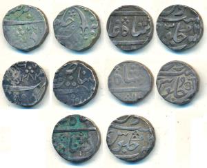 Silver Rupee (5), Anand Rao; Khande Rao, AH 1282; Ganpat Rao, AH 1266. Very Fine. (5)