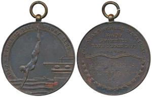 P.M.H. Pransukhlal Mafatlal Hindu Swimming Bath & Boat Club, Copper Medal, obv. A diver di
