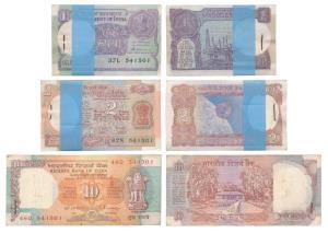 Rupees 1, 2 and 10 Bundles, signed S. Venkitaraman, R. N. Malhotra and C. Rangarajan all h