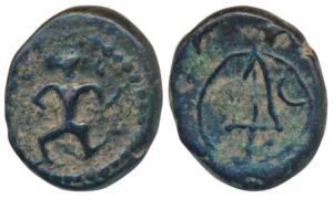 Nayakas of Tanjore, Copper, 4.57g, obv. lord Hanuman moving to left, Rev: arrow (K Ganesh#