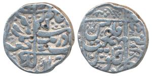 Aurangzeb, Silver Rupee, 11.45g, Junagarh / Junagadh Mint, RY 13, legend within square are