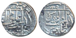 Aurangzeb, Silver Rupee, 11.50g, mint name off flan but stylization that of Junagadh Mint,